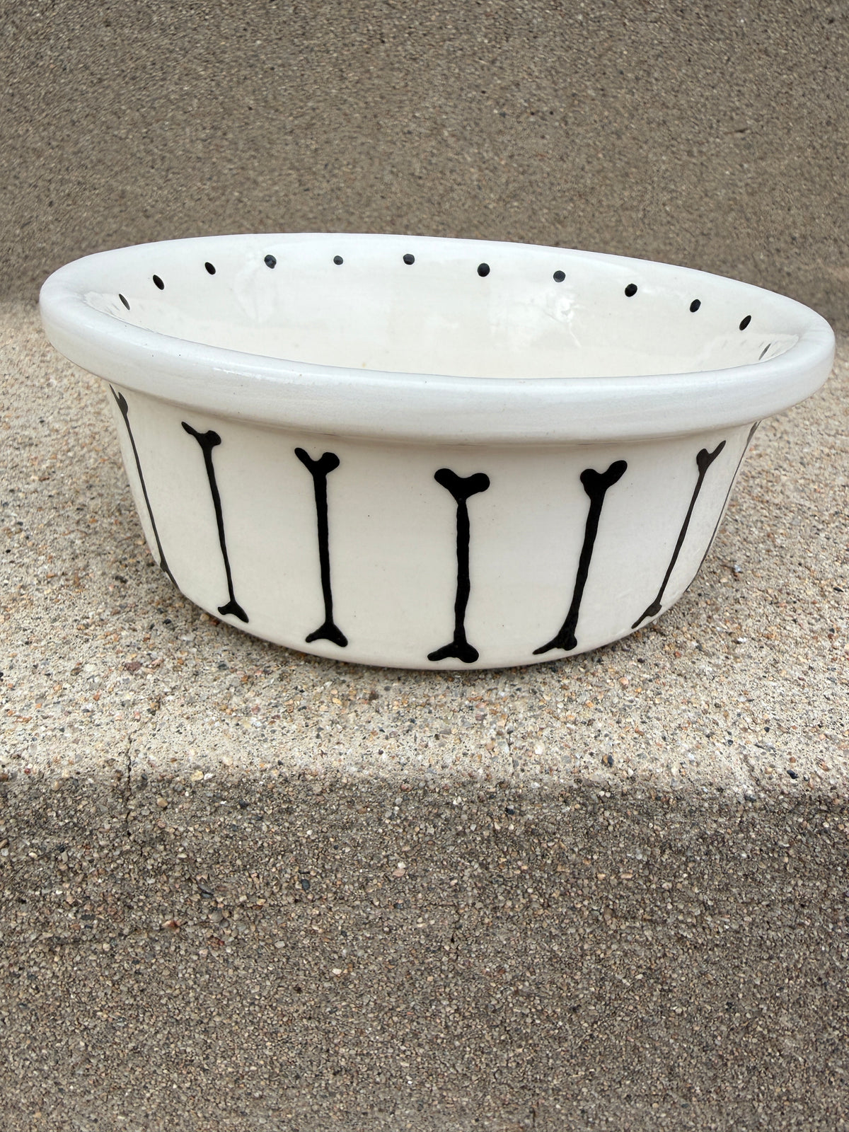 Boneyard Bone Bowl – Studio Second – Small White & Black